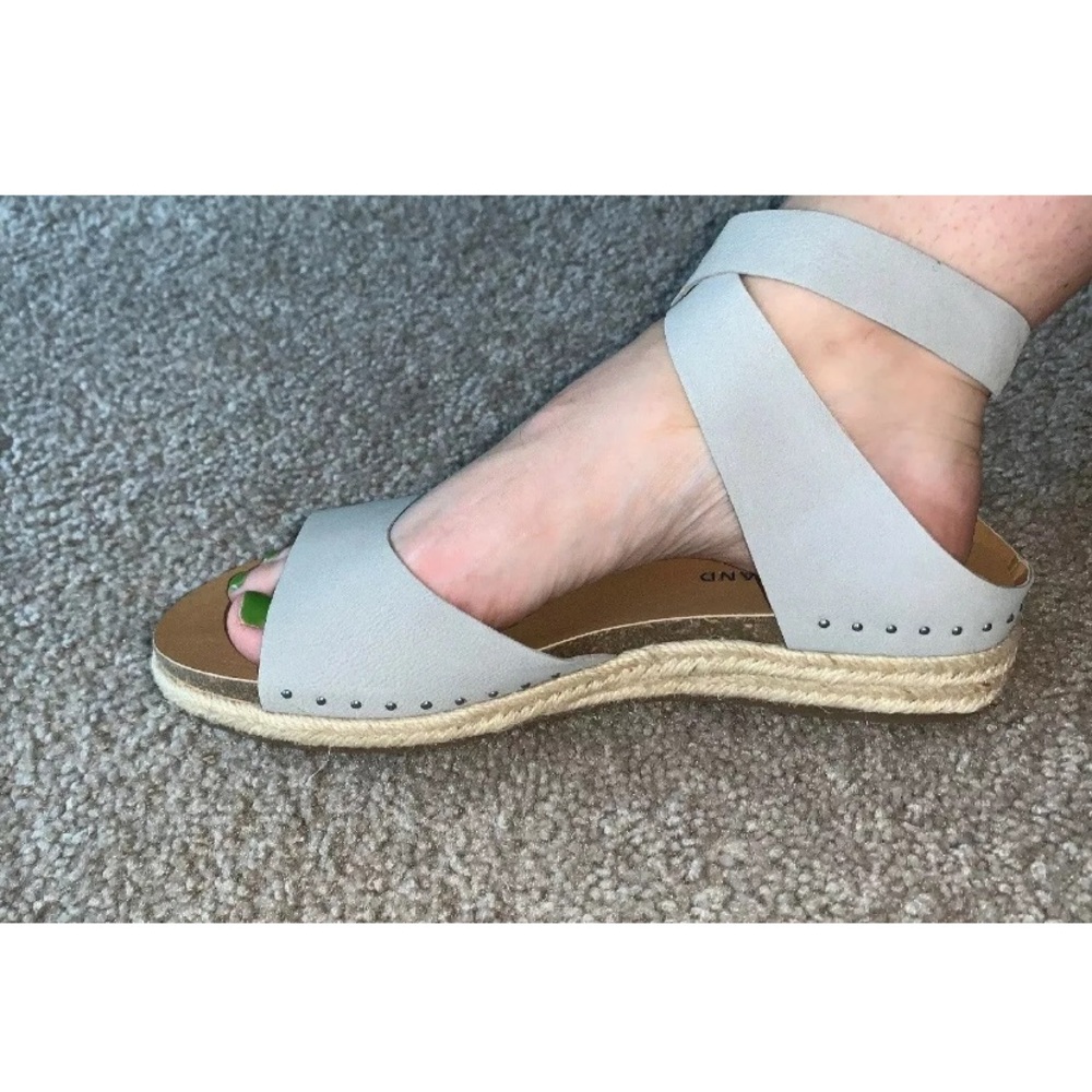 Brand new lucky brand sandals